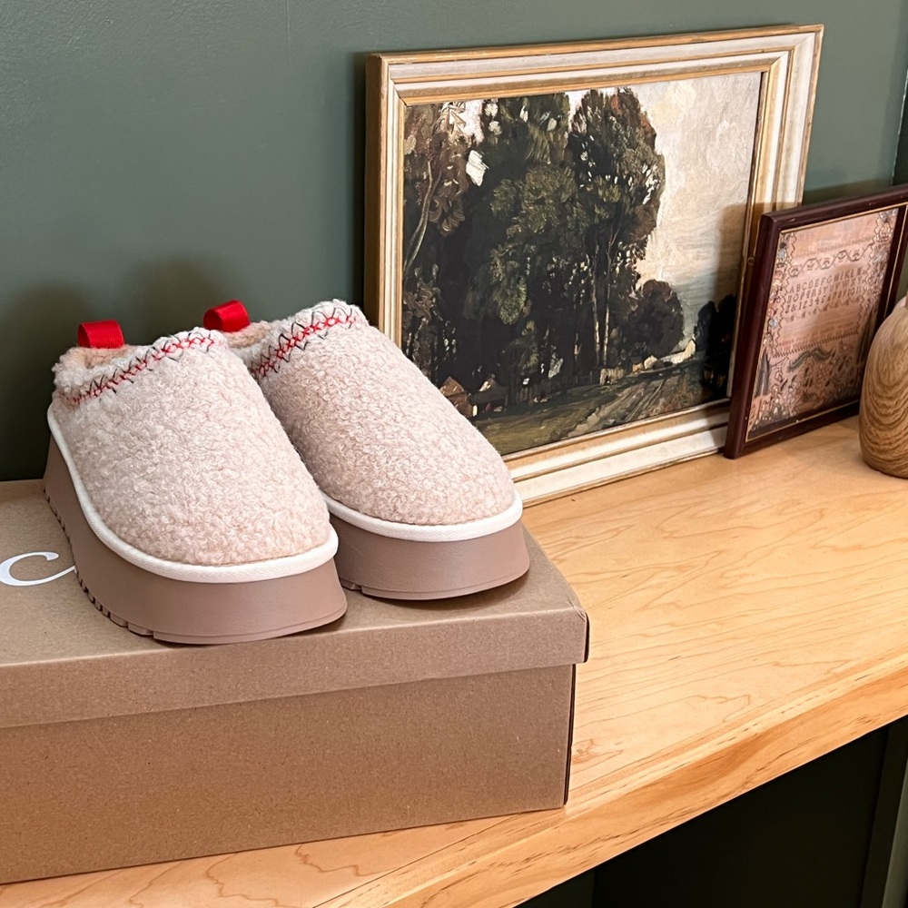 Sherpa Platform Slippers *NIB